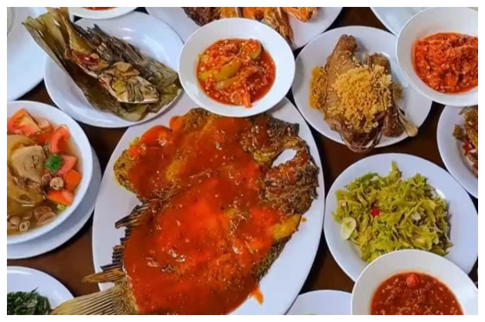 RM Alas Bu Yanti, yang berlokasi di Jalan Raya Ciawi, Kabupaten Bogor, depan Pool Bis Ciawi dekat Jembatan Wangun.