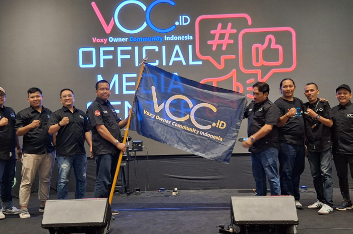 Deklarasi Komunitas pecinta mobil Toyota Voxy VOC.ID di Full Belly Eats kawasan OCBD, Kecamatan Bogor Utara, Kota Bogor.