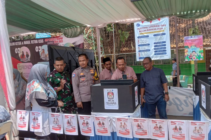Suasana pemilihan ketua OSIS di SMPN 2 Rumpin Bogor