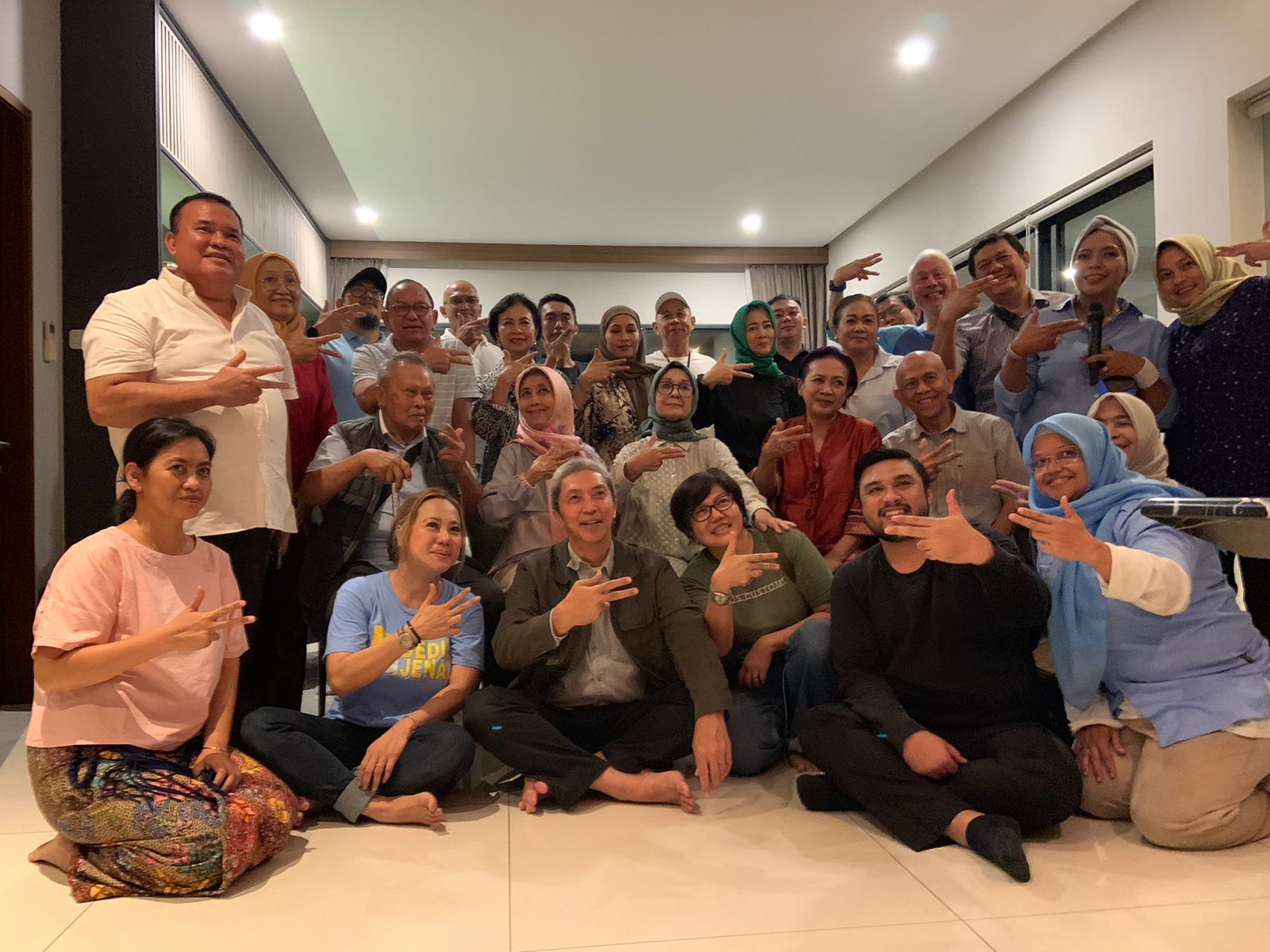 Cawalkot Bogor Nomor Urut 3 Dedie Rachim bertemu dengan Ikatan Keluarga Tanah Sareal (IKTS).