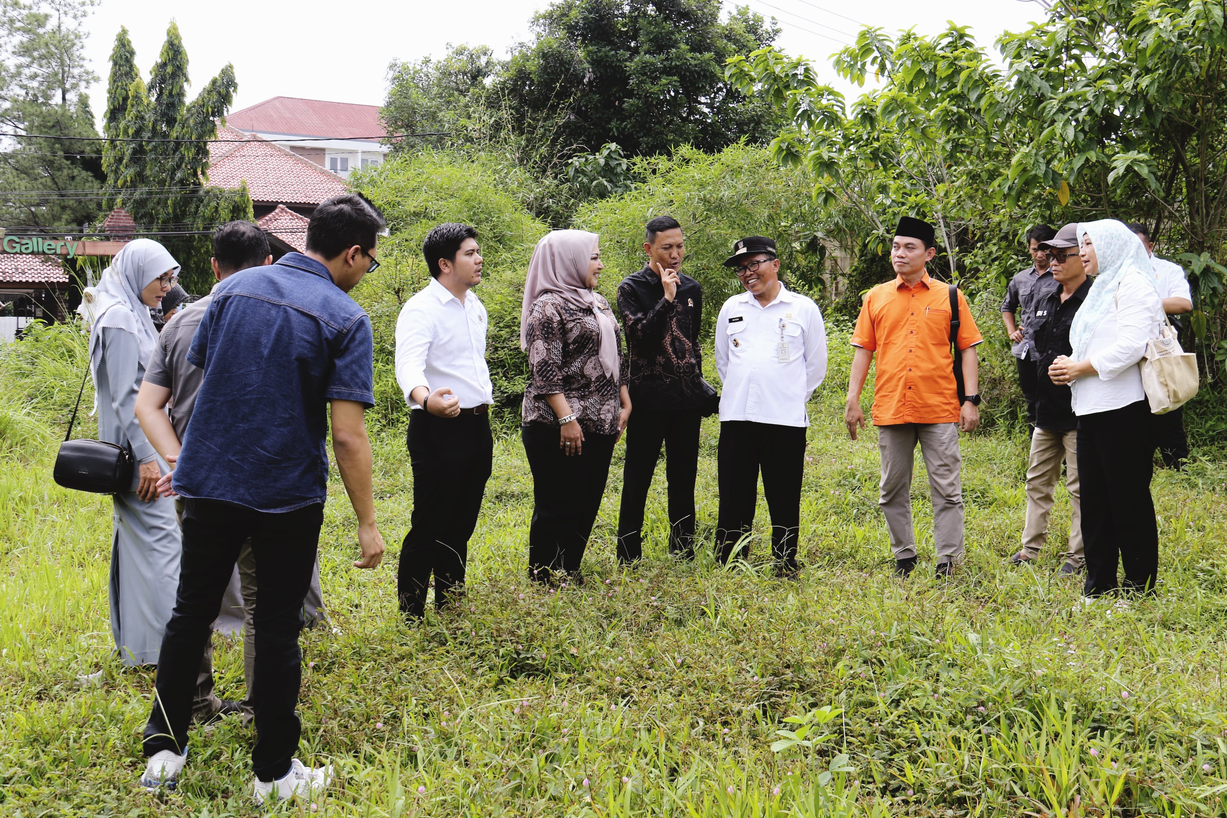 Komisi I DPRD Kota Bogor Cek Kesiapan Lahan Kantor Kelurahan Situ Gede Baru