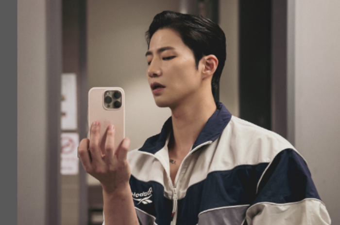 Aktor Korea Selatan Song Jae Rim.