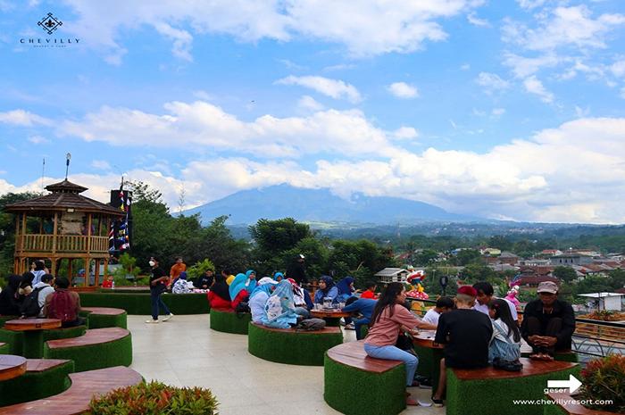 Chevilly Resort dan Camp.