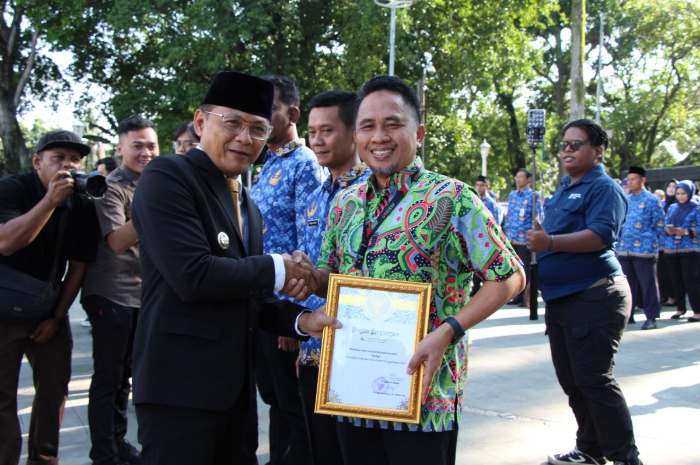 Pemberian penghargaan untuk Pestigo.