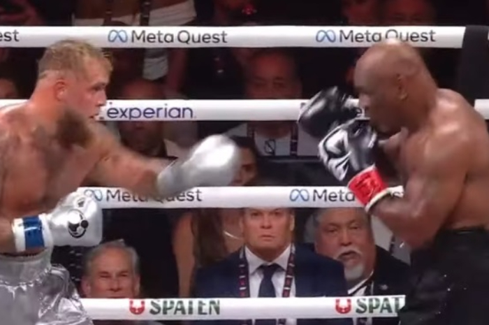 Jake Paul mampu mengalahkan Mike Tyson, Sabtu (16/11/2024).