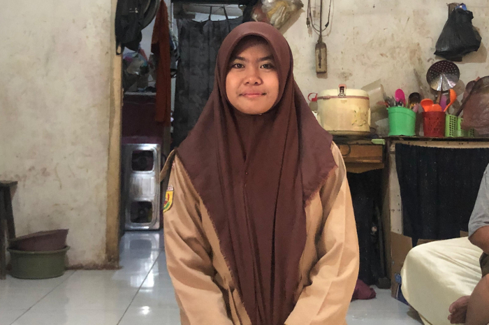 Nadia Putri Darmawan siswi beragama kristen yang bersekolah di madrasah