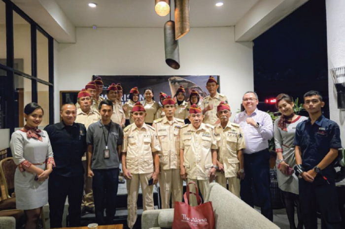 Para Veteran Pahlawan pada acara makan malam The Alana Sentul City