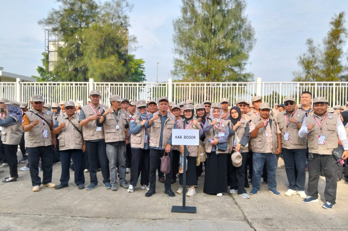 Pelaksanaan Apel Siaga yang digelar oleh Bawaslu Provinsi Jawa Barat di Lapangan Pakansari, Cibinong, Kabupaten Bogor.