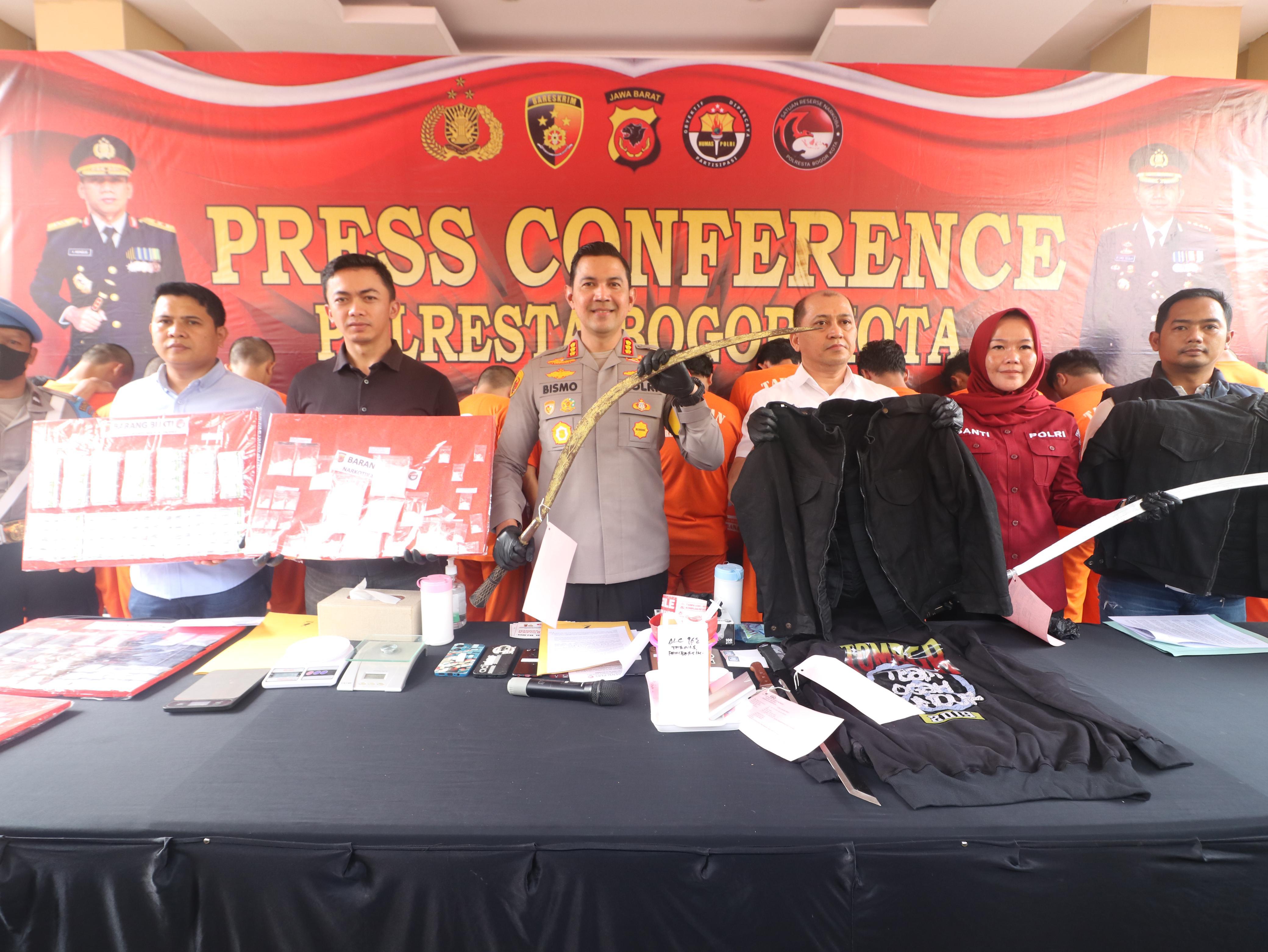 Press conference kasus narkoba dan penangkapan Geng TOM di Kota Bogor.