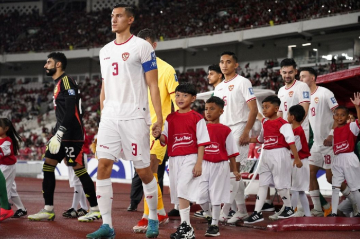 Kapten Timnas Indonesia Jay Idzes saat akan berlaga bersama Timnas Indonesia.