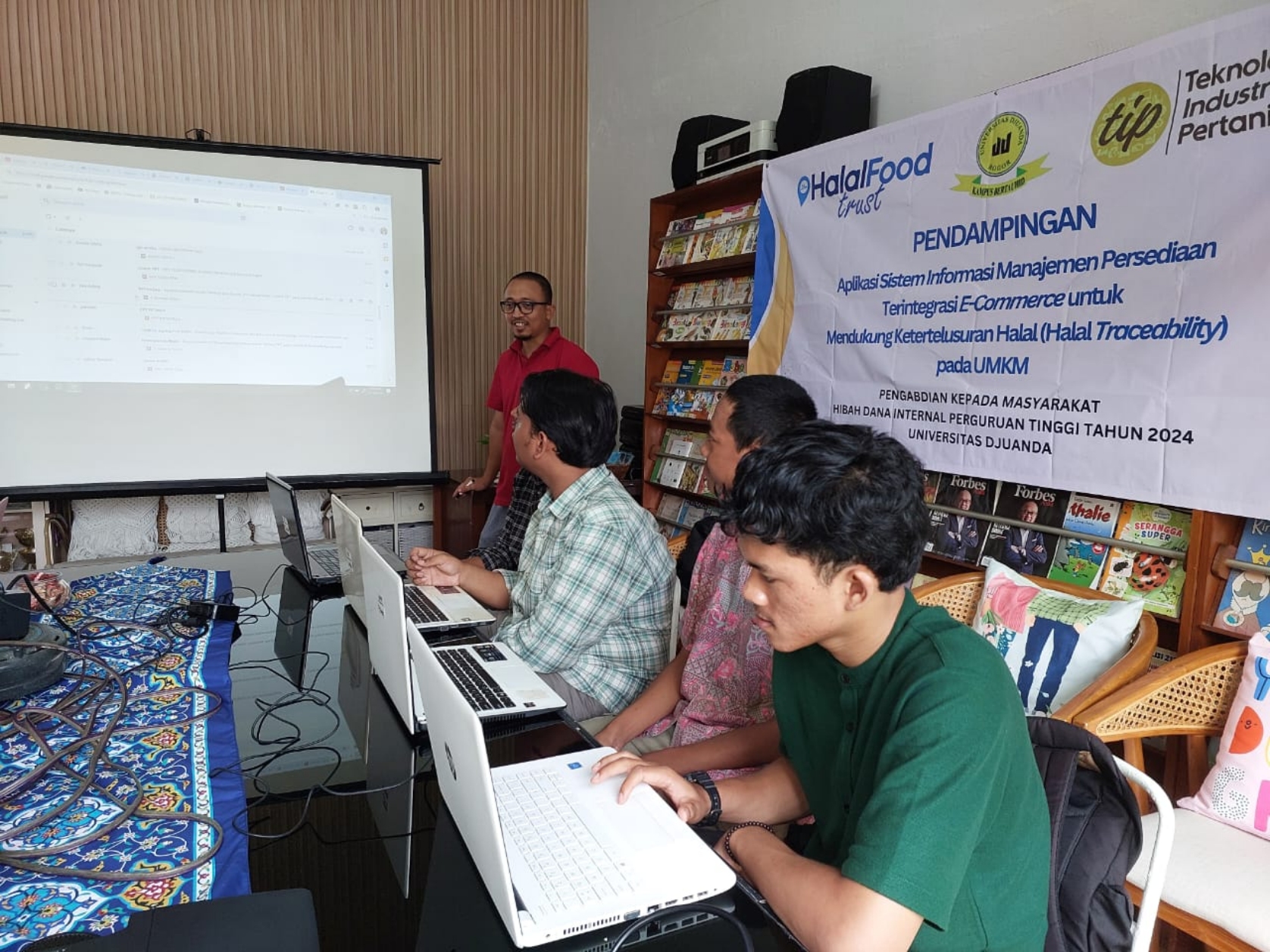 UNIDA Bogor memperkenalkan inovasi baru berupa Halal Food Trust.
