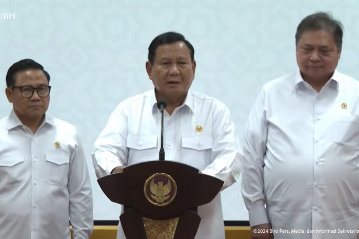 Presiden RI Prabowo Subianto saat mengumumkan kenaikan upah minimum nasional 2025 sebesar 6,5 persen.