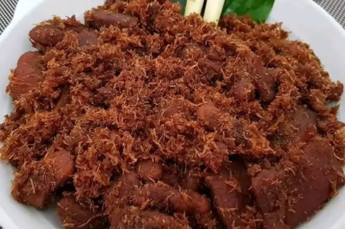 Ilustrasi Serundeng Daging Sapi. Sajian khas Indonesia ini cocok disajikan untuk disantap bersama keluarga.