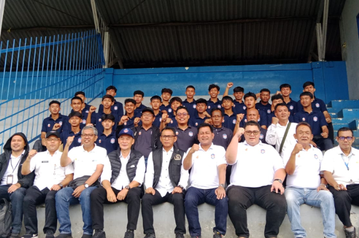 PSB Bogor U-17 dilepas Pj Wali Kota Bogor, Hery Antasari di Stadion Pajajaran, Rabu (4/12/2024) pagi.