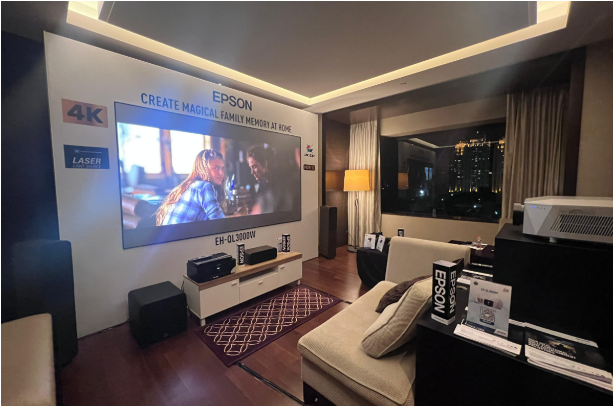 Epson Indonesia perkenalkan inovasi proyektor terbaru di IHEAC 2024  EpiqVision Mini dan EH-QL3000W.