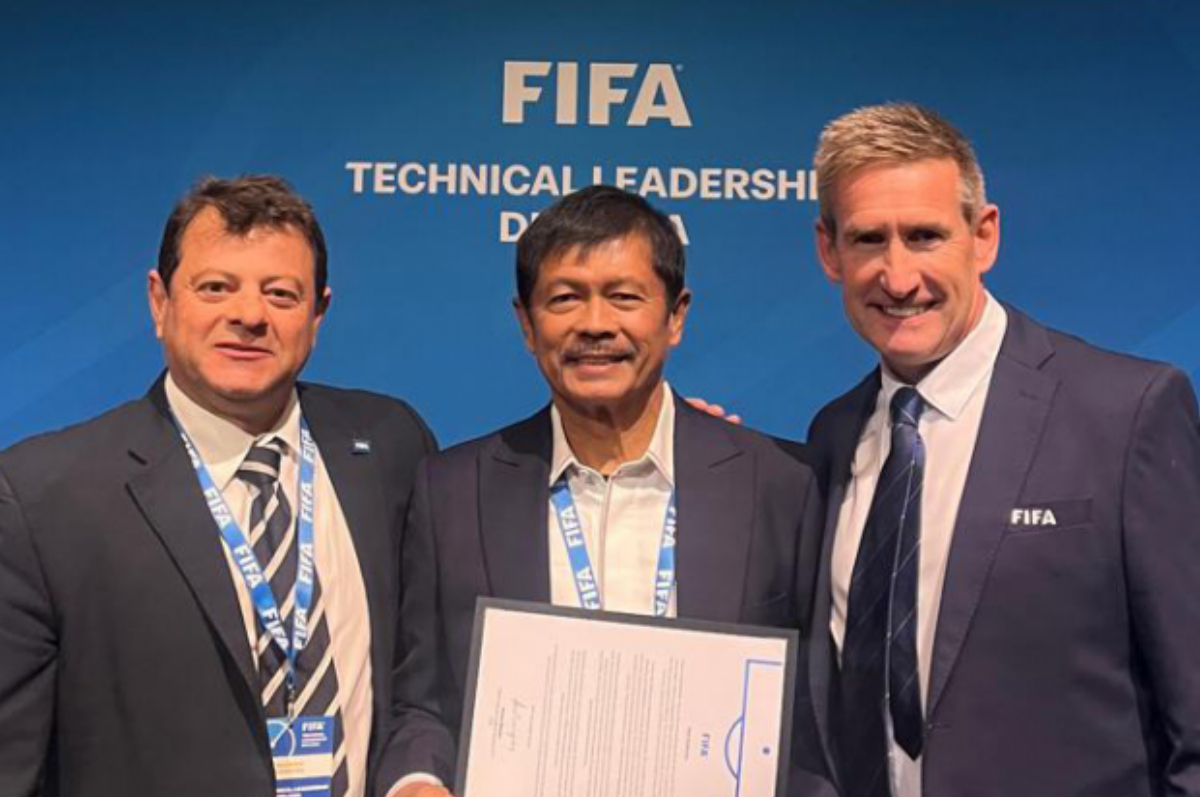 Indra Sjafri lulus dari program FIFA Technical Leadership Diploma.