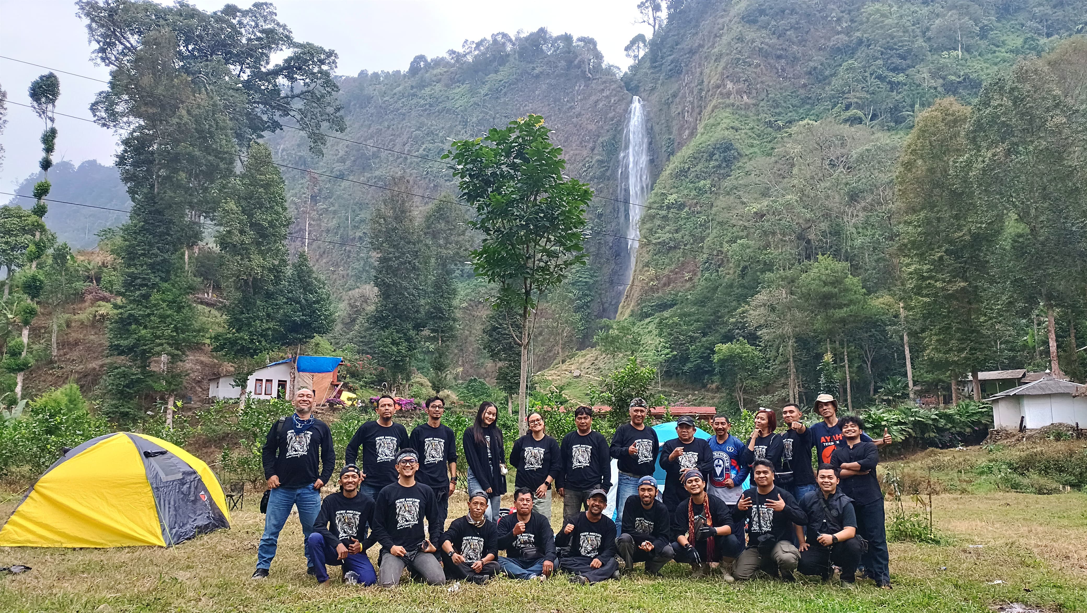 Pers Motor Club bersama Kalbu Peduli Nusantara Foundation mengadakan misi kemanusiaan di Sukabumi.