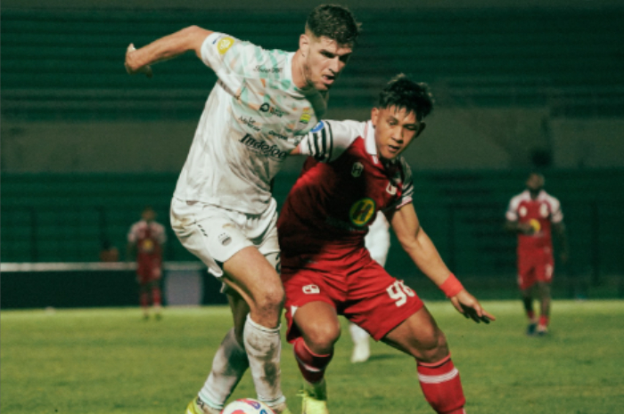 Barito Putera vs Persib Bandung bertanding di Stadion Sultan Agung Bantul, Yogyakarta, Rabu (18/12/2024) malam.