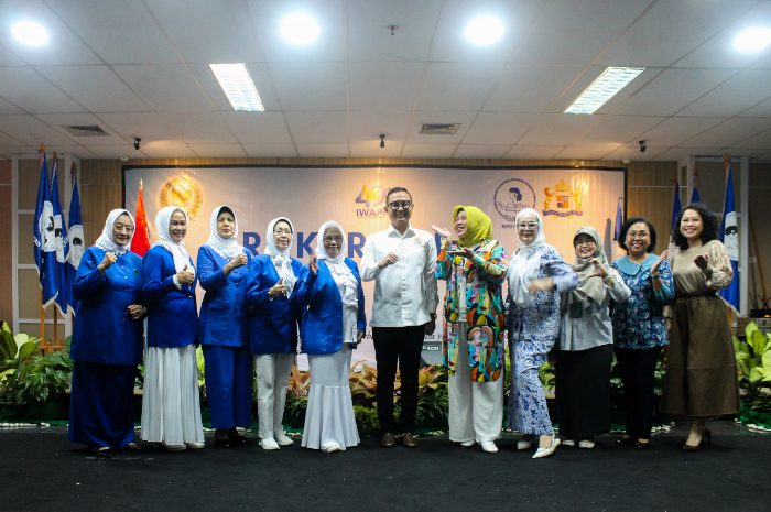 Rakercab IWAPI Kota Bogor di Aula Serbaguna DPRD Kota Bogor, Kecamatan Tanah Sareal pada Rabu (18/12/2024),