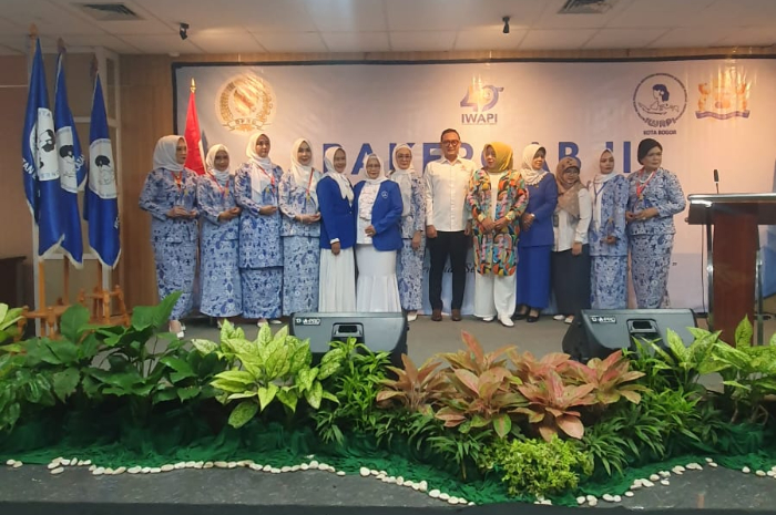 Rakercab IWAPI Kota Bogor di Gedung Serba Guna DPRD Kota Bogor pada Rabu (18/12/2024).
