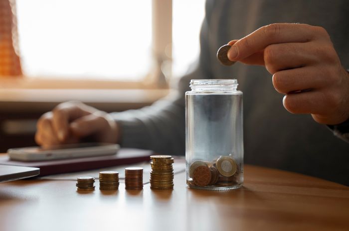 Gen Z wajib tahu! Begini cara mencapai financial freedom untuk keuangan masa depan yang lebih stabil dan mapan.