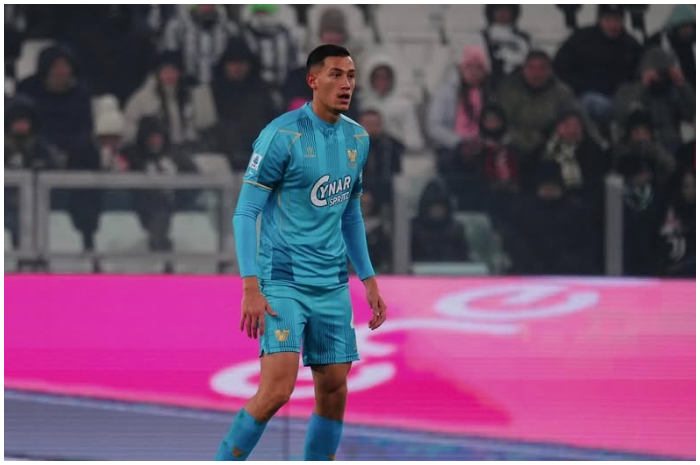 Bek tengah Venezia sekaligus kapten Timnas Indonesia Jay Idzes.