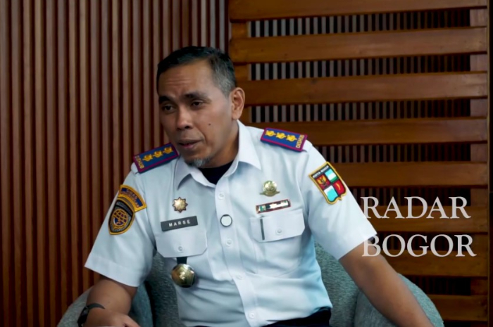 Kepala Dinas Perhubungan (Kadishub) Kota Bogor, Marse Hendra Saputra saat di Graha Pena Radar Bogor.