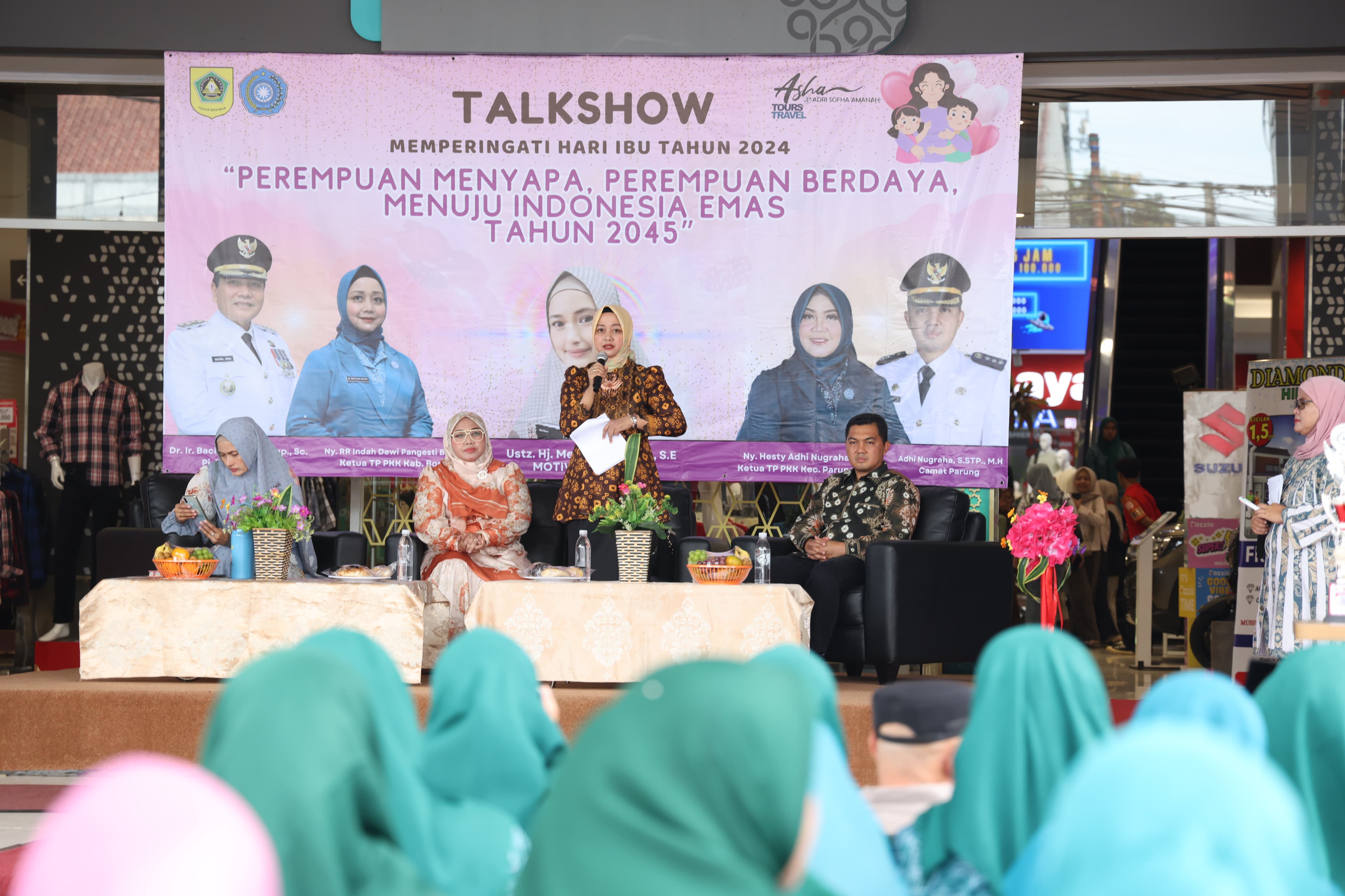 Pj Ketua PKK Kabupaten Bogor, RR. Indah Pangesti Bachril, pada talkshow Hari Ibu di Parung Sabtu, (28/12/2024).