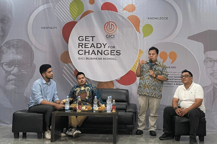 Potret saat berlangsungnya kegiatan disukusi publik yang diinisiasi BEM STIE GICI Business School.