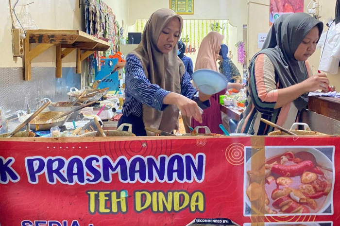 di Jalan Kampung Hegarmanah No. 54, RT 02/RW 01, Desa Padadusuka, Kecamatan Ciomas, Kabupaten Bogor.