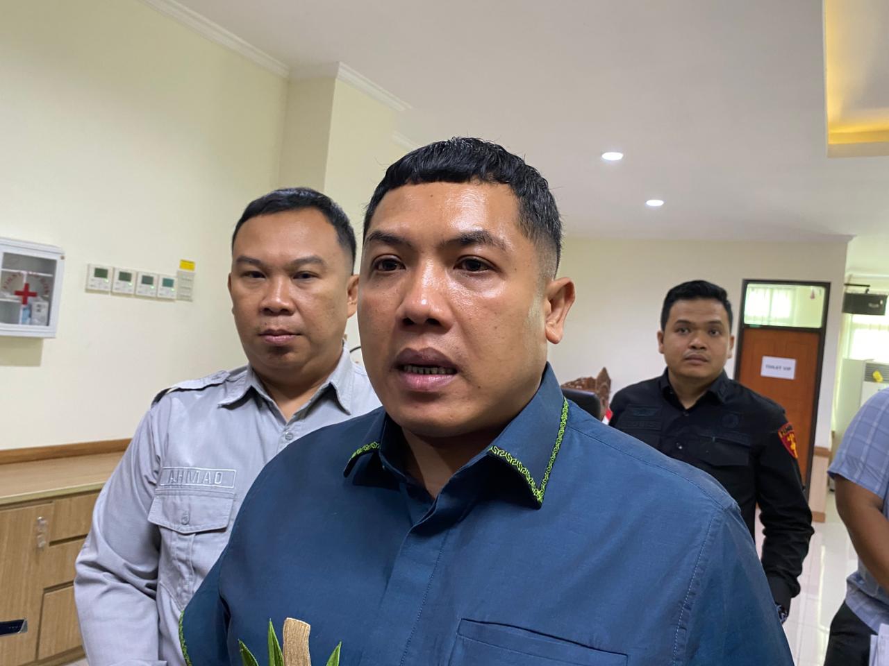 Kasi Pidum Kejari Kabupaten Bogor, Agung Ary Kesuma saat dimintai keterangan.