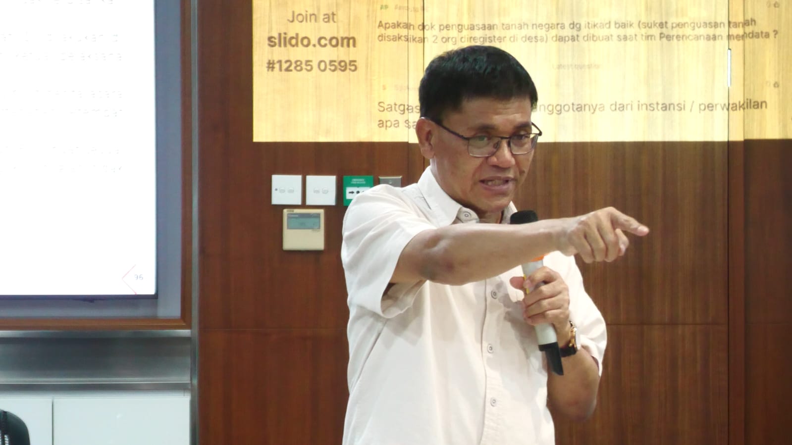 Dr. Rimun Wibowo, Dosen Prodi Ilmu Lingkungan FTS, UIKA Bogor, sekaligus Pemerhati Sosial & Lingkungan
