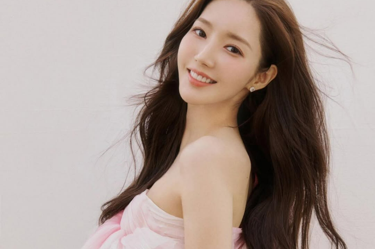 Park Min Young resmi berpisah dengan Hook Entertainment.