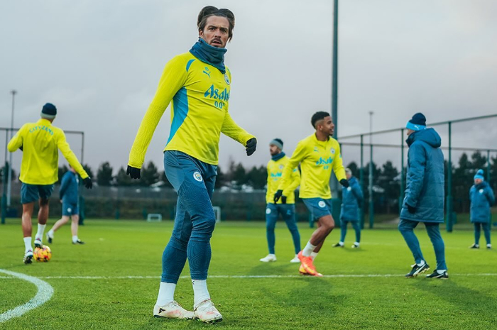 Para pemain&nbsp;Manchester City saat berlatih sebelum bertanding.