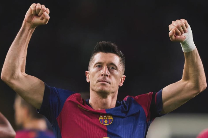 Penyerang FC Barcelona Robert Lewandowski.