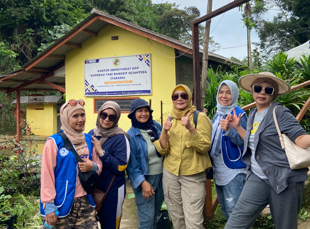 Iwapi Ranting Tanah Sareal Bogor Awali Tahun dengan Kunjungi Usaha Anggota