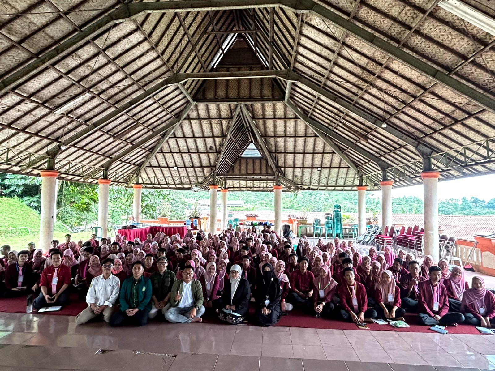 Bem FKIP UIKA Bogor seusai melaksanakan kegiatan LKMM