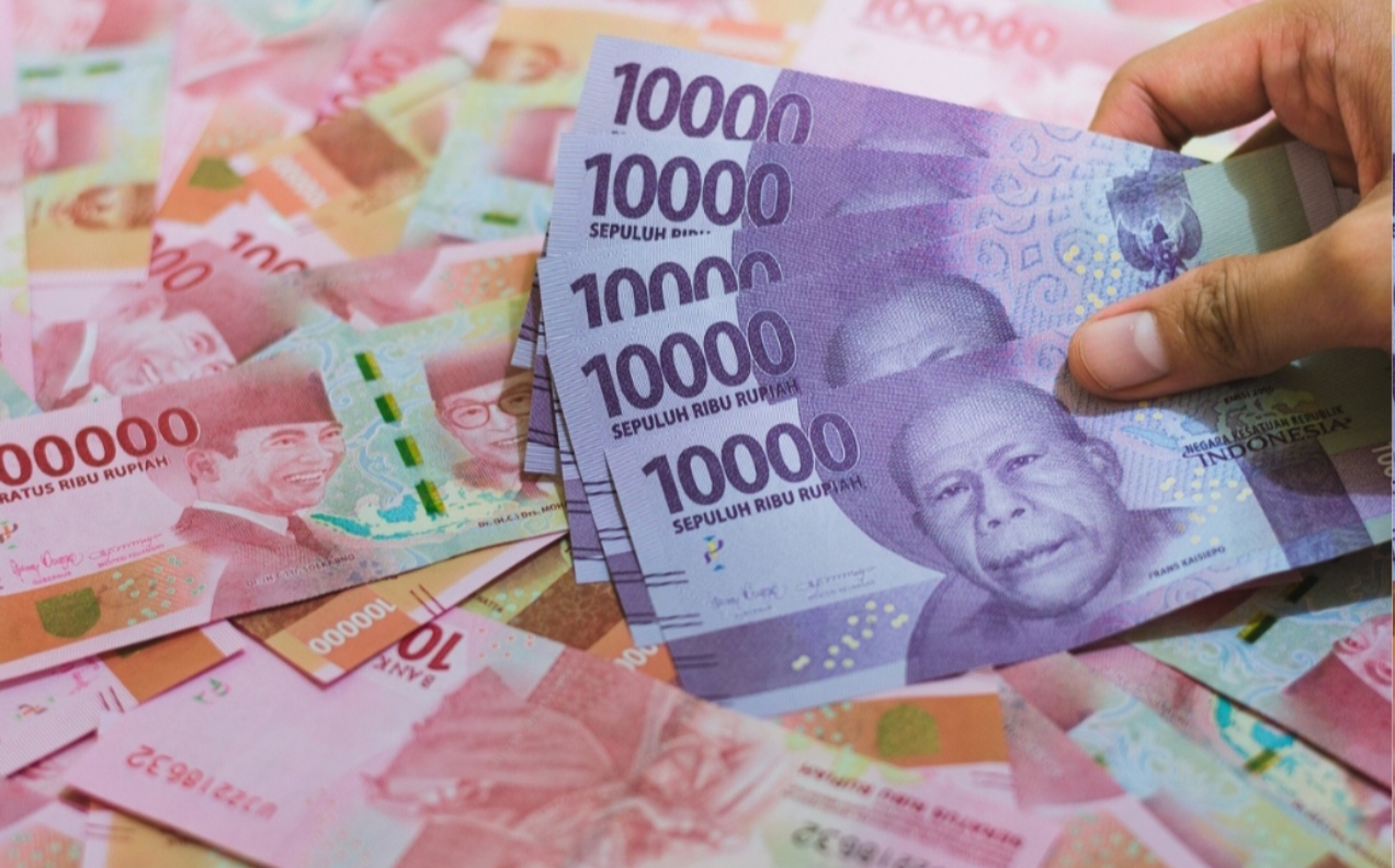 Pencairan uang bansos 2025.