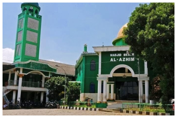 Masjid Al Ahzim, Kecamatan Cigombong, Kabupaten Bogor, mendapat bantuan dari Program Peduli Masjid yang dilakukan KEK MNC Lido City, Kamis (9/1/2025).
