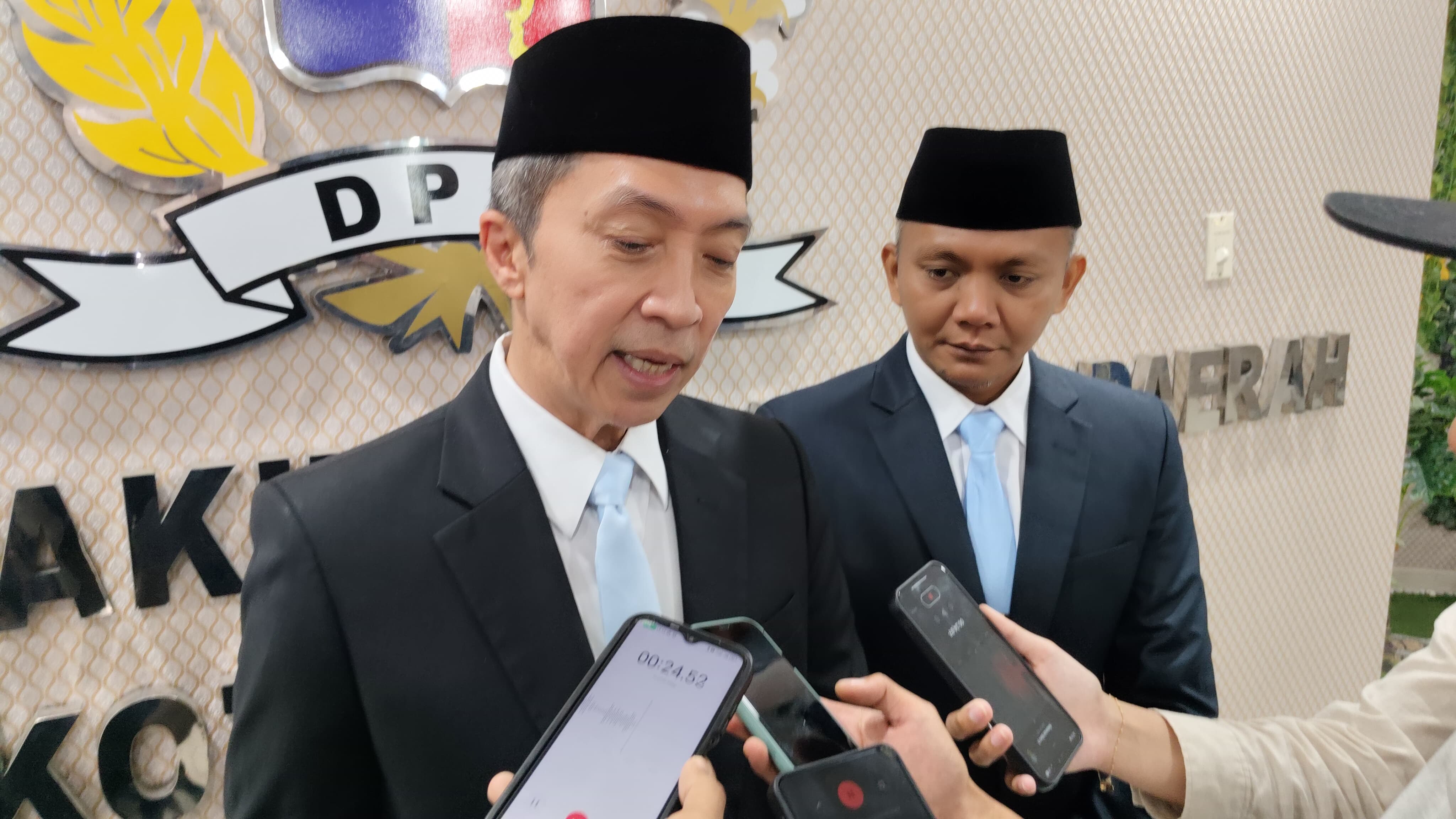 Wali Kota Bogor Dedie Rachim didampingi wakilnya Jenal Mutaqin.