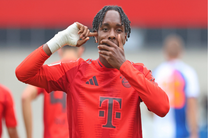 Mathys Tel pemain Bayern M&uuml;nchen yang diisukan akan ke Chelsea.