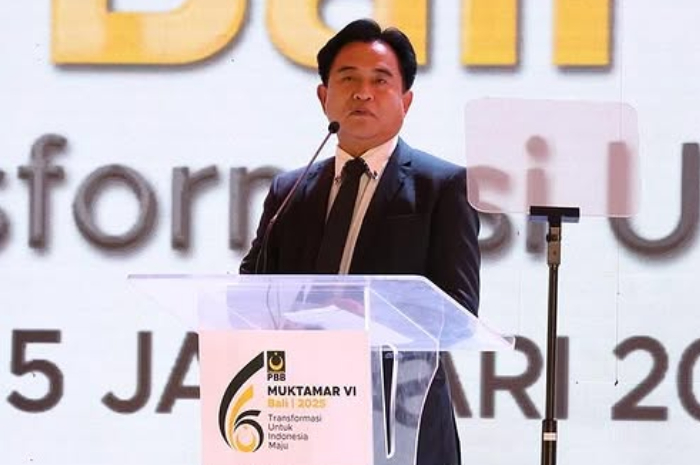 Menteri Koordinator Bidang Hukum, HAM, Imigrasi, dan Pemasyarakatan Yusril Ihza Mahendra.