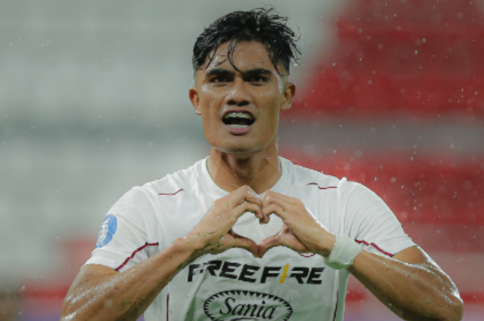 Ramadhan Sananta usai mencetak gol di laga PSIS Semarang vs Persis Solo pada pekan ke-19 Liga 1 di Stadion Jatidiri, Jawa Tengah, Senin (20/1/2025).
