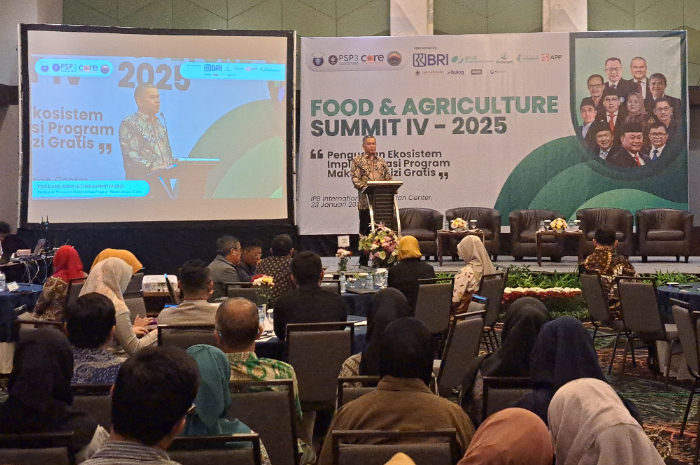 HA IPB menyelenggaraka Food and Agriculture Summit IV.