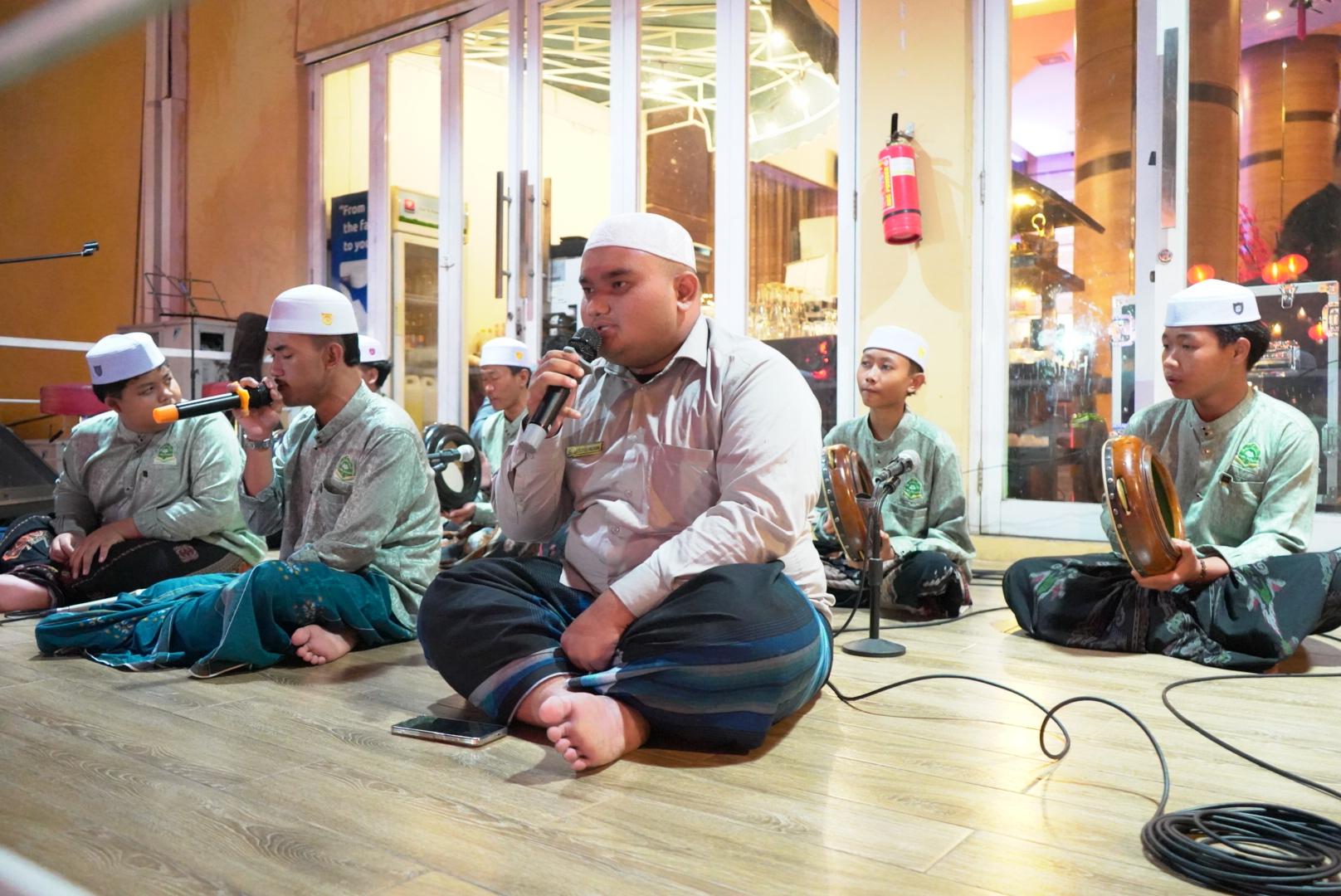 Penampilan hadrah di Lorin Hotel Sentul dan Syariah Hotel Sentul pada Minggu (26/1/2025).