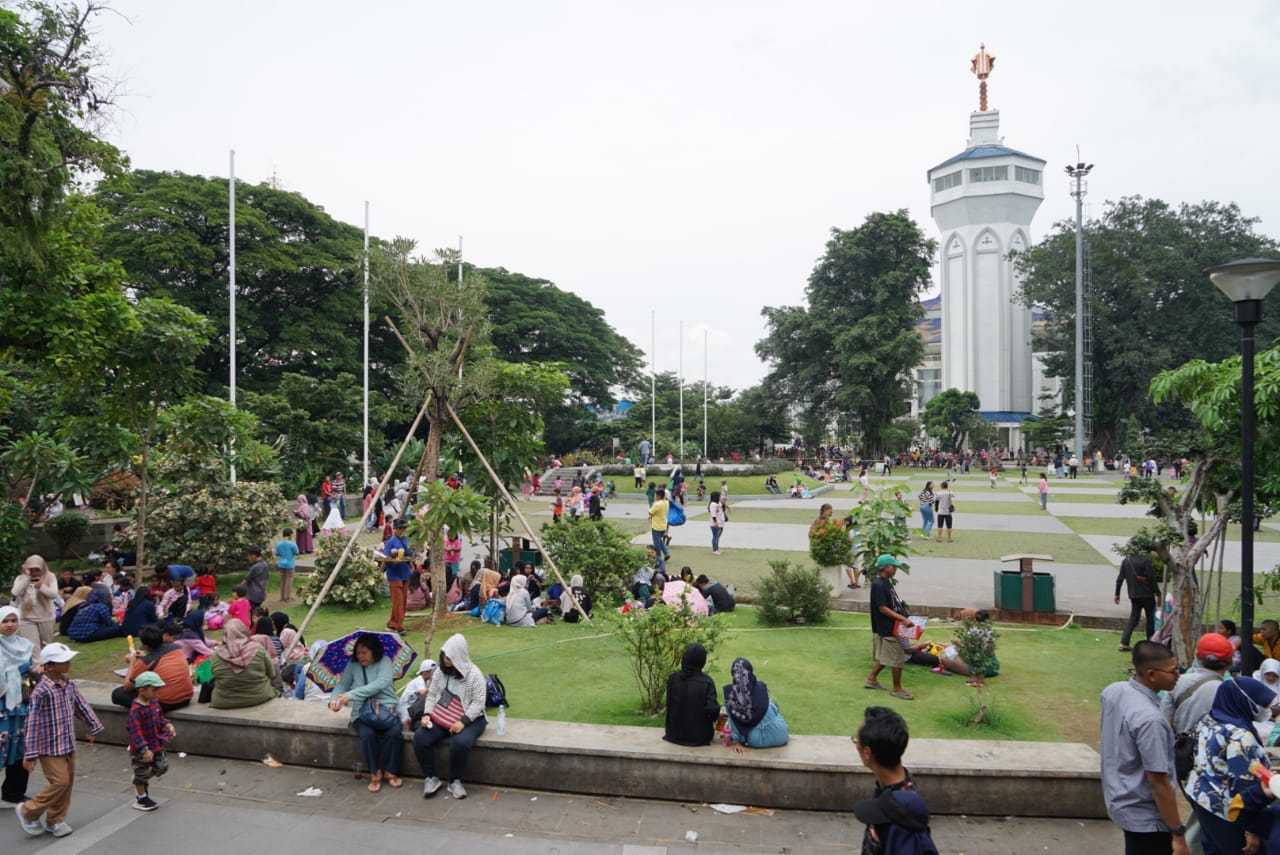 Suasana di Alun-Alun Kota Bogor
