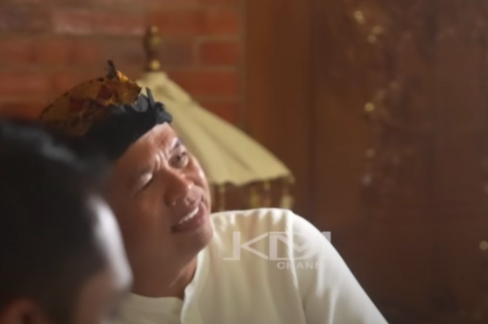 Gubernur Jabar terpilih, Dedi Mulyadi membahas pendapatan pajak kendaraan.