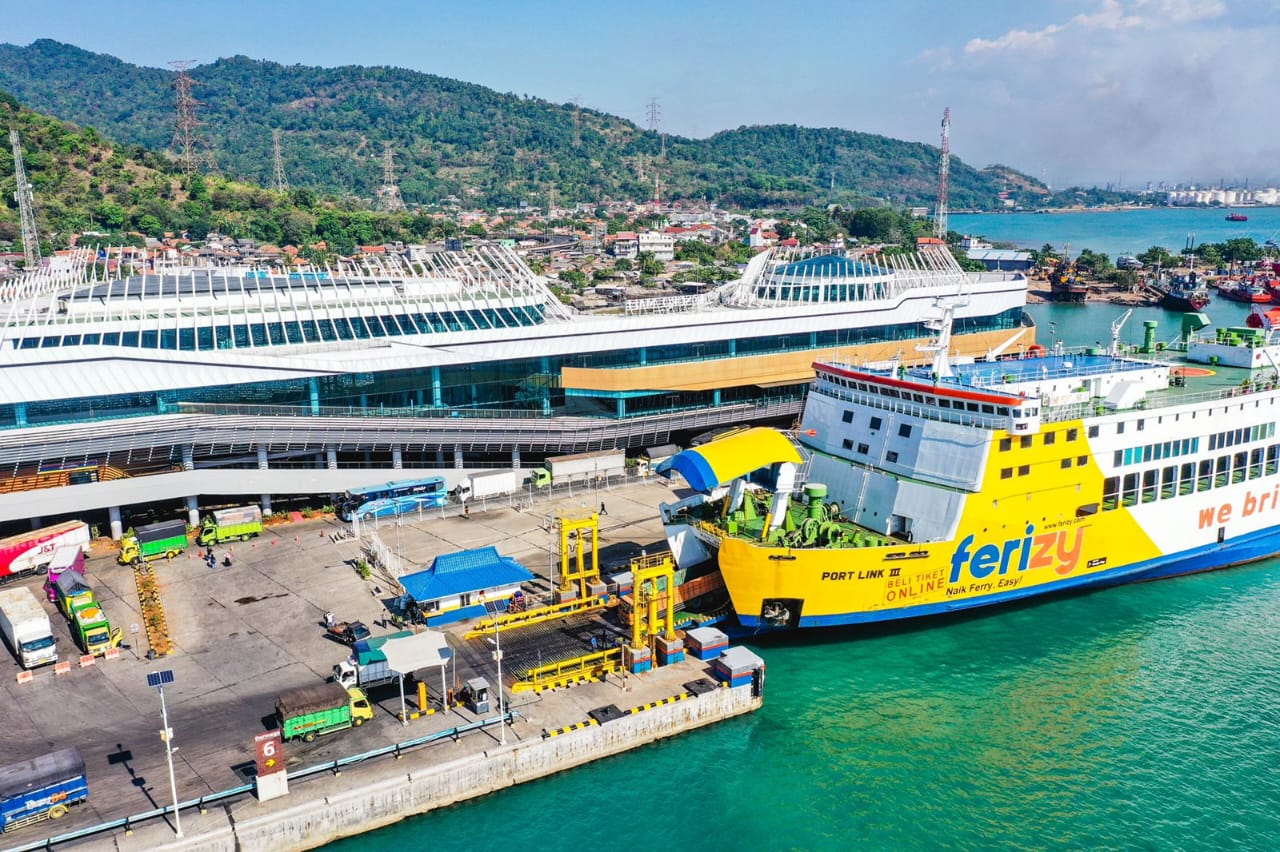Kapal penyebrangan dengan aturan baru soal ubah jadwal dan pengembalian duit tiket kapal.