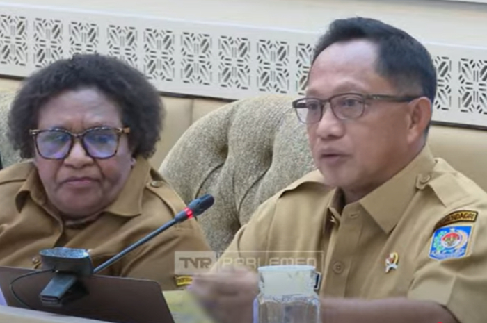 Menteri Dalam Negeri (Mendagri) RI Tito Karnavian menyampaikan bahwa pelantikan kepala daerah dijadwalkan 20 Februari 2025.