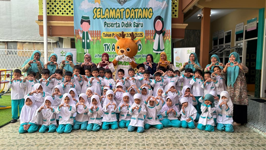 RS Azra Bogor edukasi pelajar soal gizi seimbang.